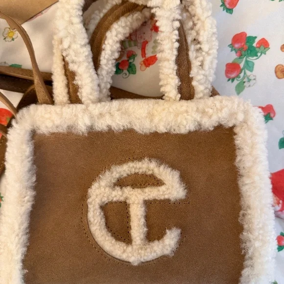 UGG x TELFAR Small Shopper - Picture 4 of 10